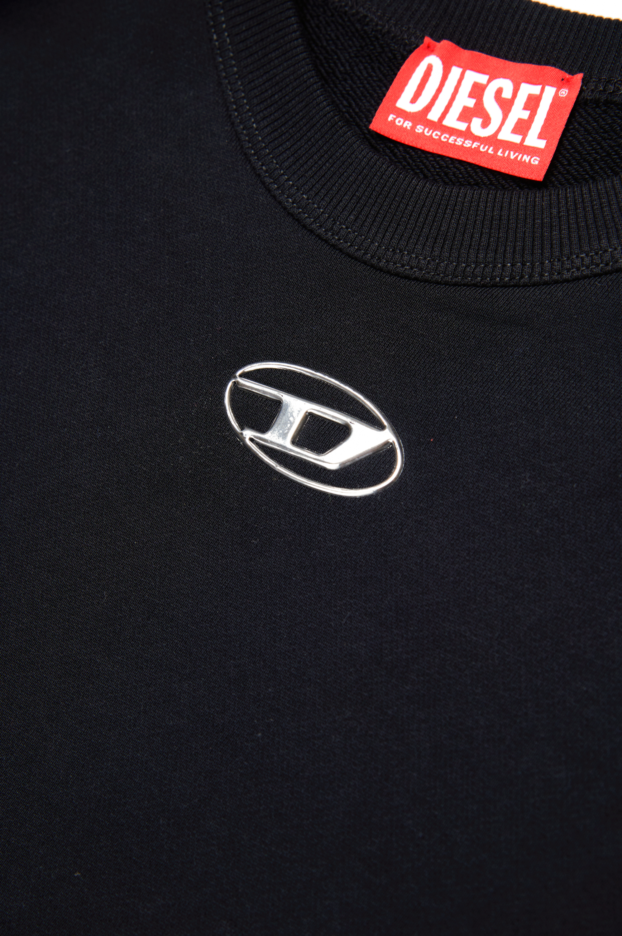 Diesel - SMACSISOD OVER, Sweat-shirt avec logo Oval D effet métal Homme in Noir - 4